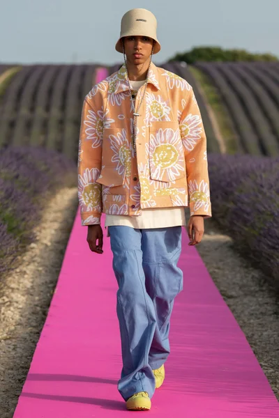 Look 53